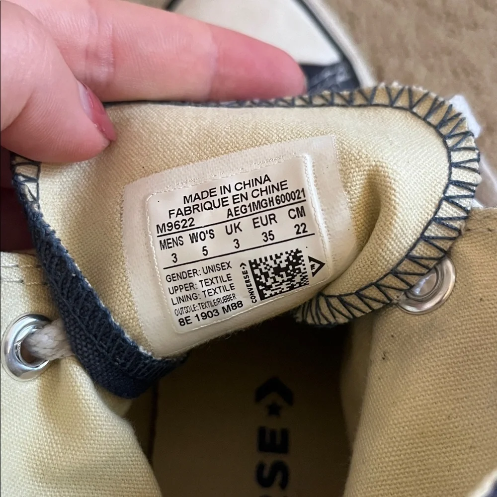 Converse Classic Navy Blue High-Tops - in amazing shape - Picture 6 of 6